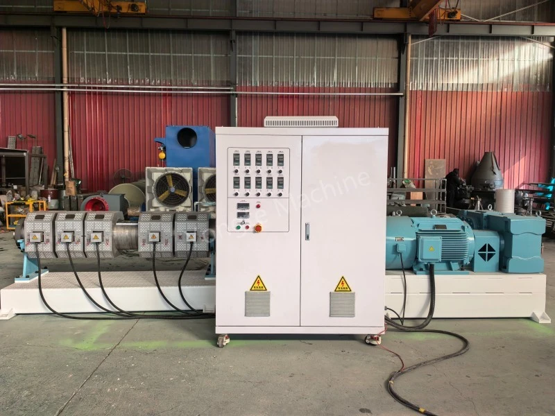 Muovikalvon kierrätysekstruuderikone