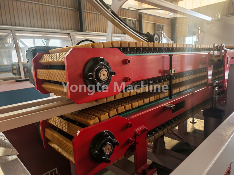 WPC oven karmin valmistuskone